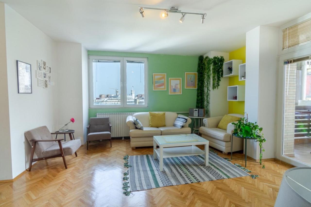 Green Paradise Square Apartment Escópia Exterior foto